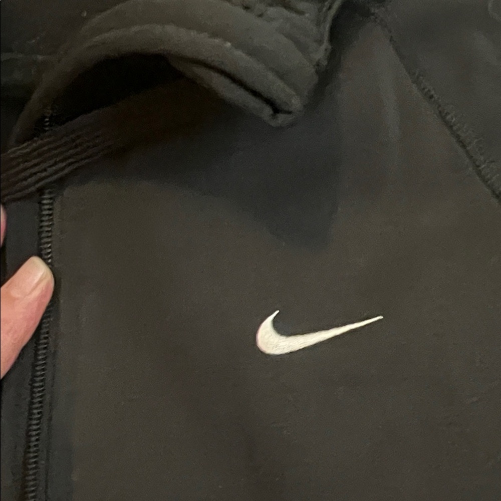 Vintage Nike Women's Black Full-Zip Hoodie perfect condition embroidered symbol